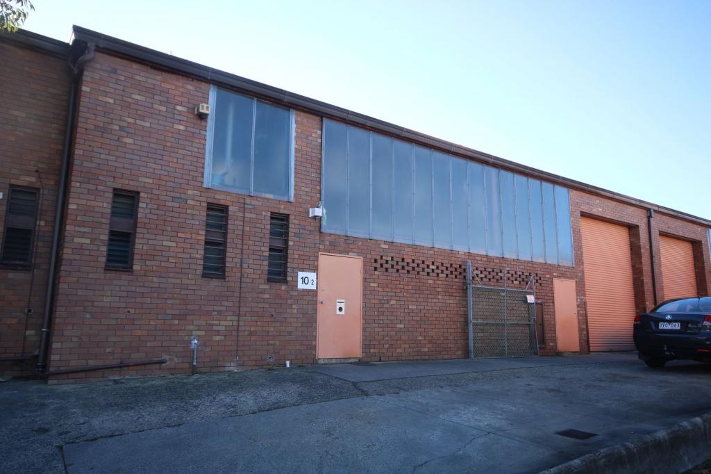 2/10 REMONT CT, CHELTENHAM, VIC 3192