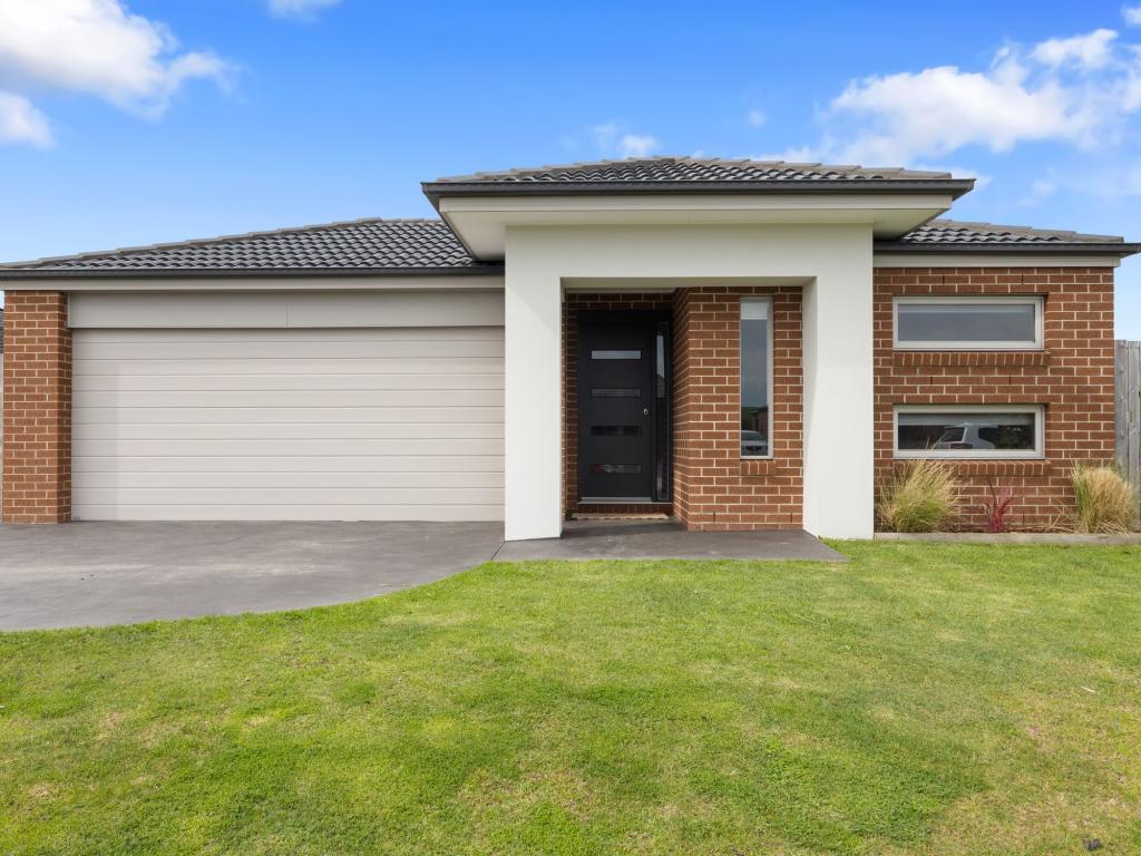 31 Racecourse Cres, Dalyston, VIC 3992