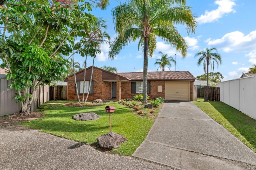 4 Gothorpe Pl, Varsity Lakes, QLD 4227