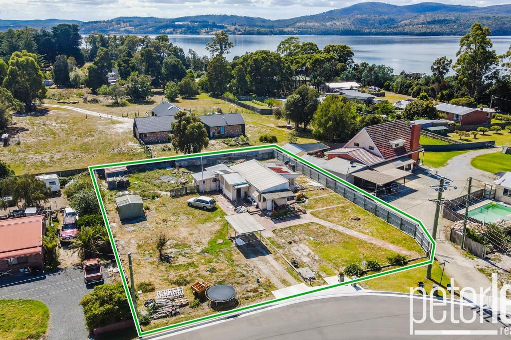 16 Nairana St, Gravelly Beach, TAS 7276