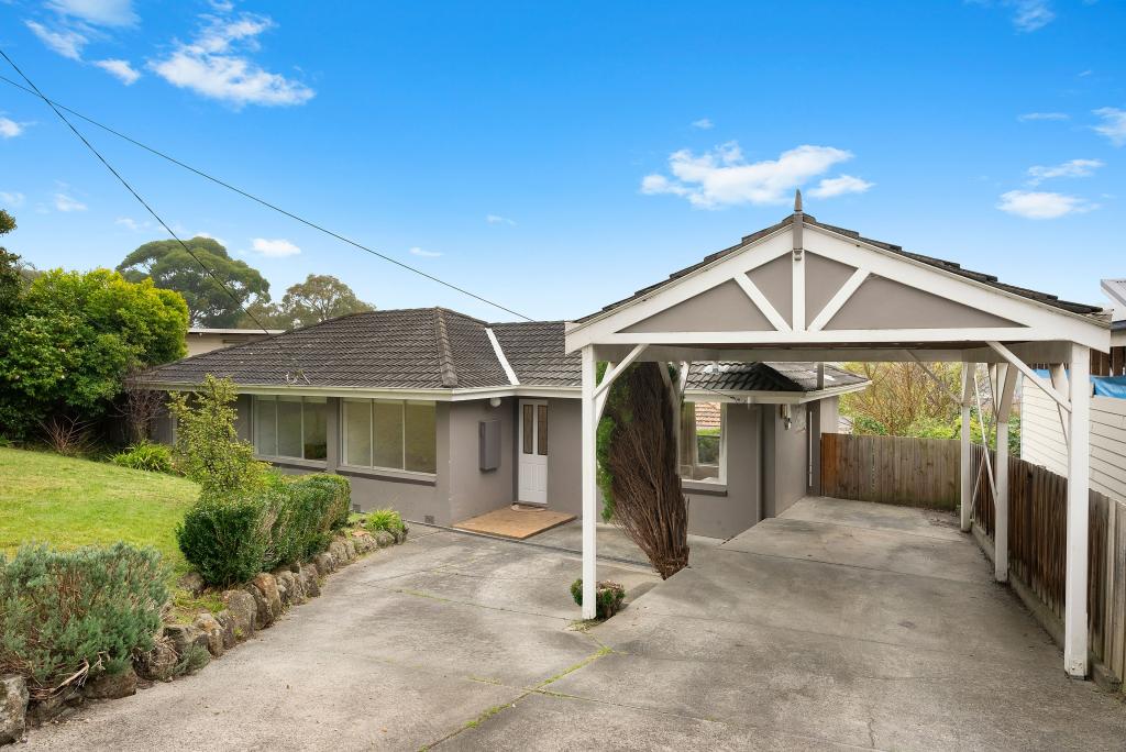 28 Blackwood Park Rd, Ferntree Gully, VIC 3156