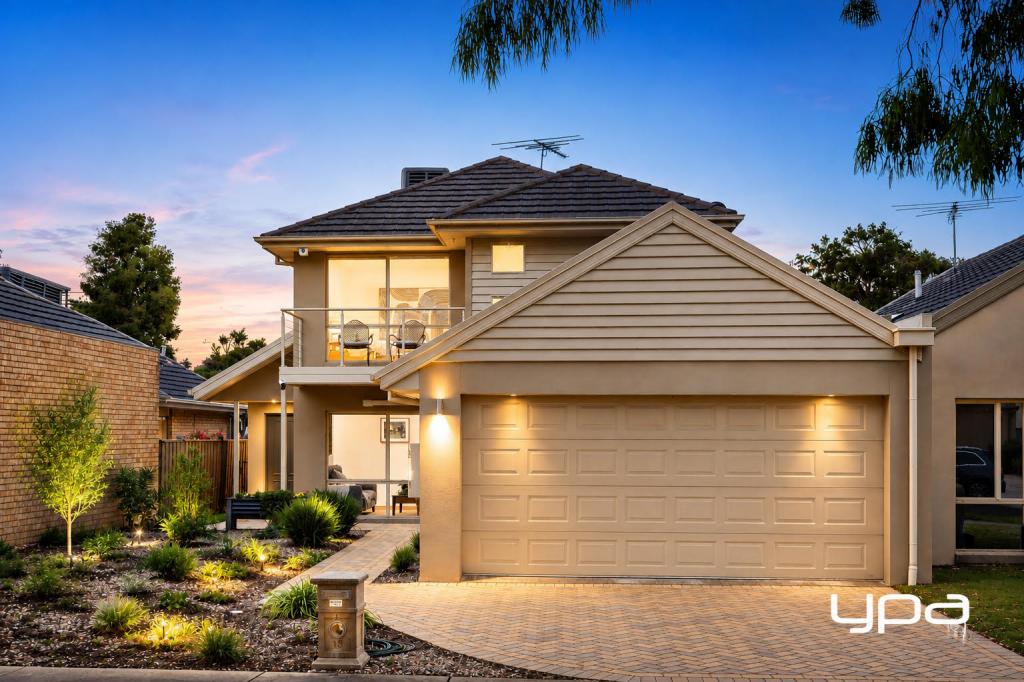 13 Manhattan Cl, Point Cook, VIC 3030