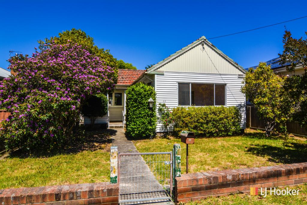 33 ENFIELD AVE, LITHGOW, NSW 2790