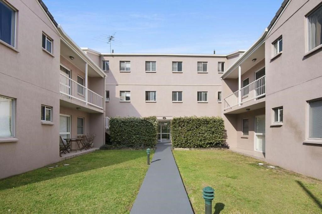 3/39-41 Dobson St, Ascot, QLD 4007