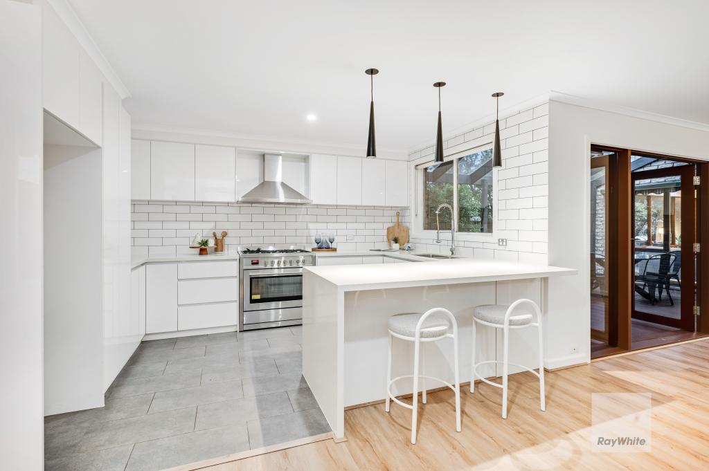7 Dalton Pl, Gladstone Park, VIC 3043