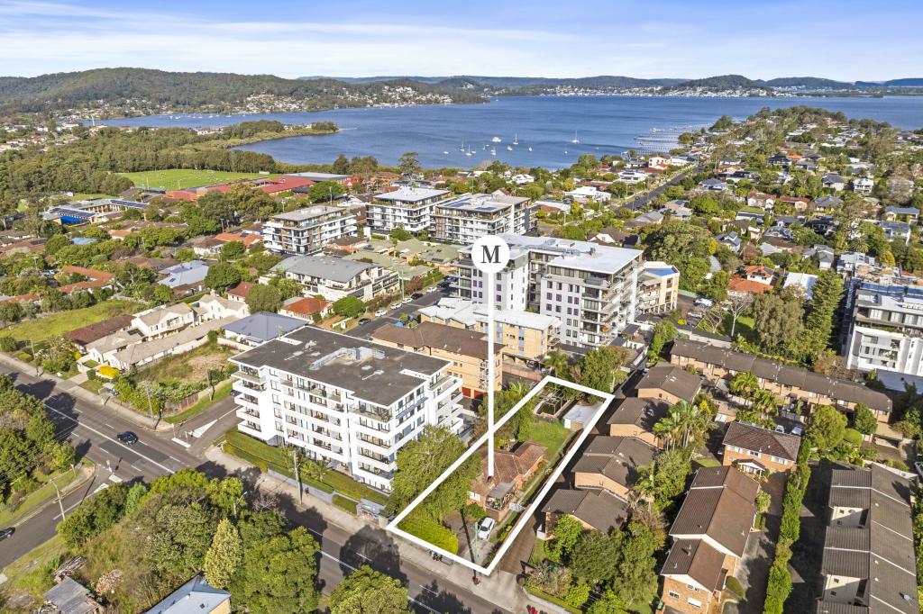 9 York St, Point Frederick, NSW 2250
