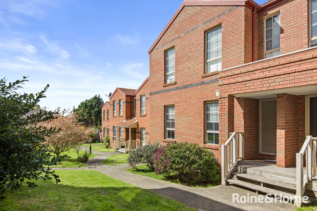 34/22 THE RIDGE, ROXBURGH PARK, VIC 3064