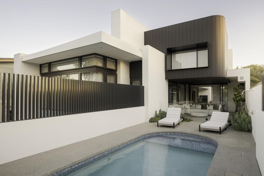 54 Lynn St, Trigg, WA 6029