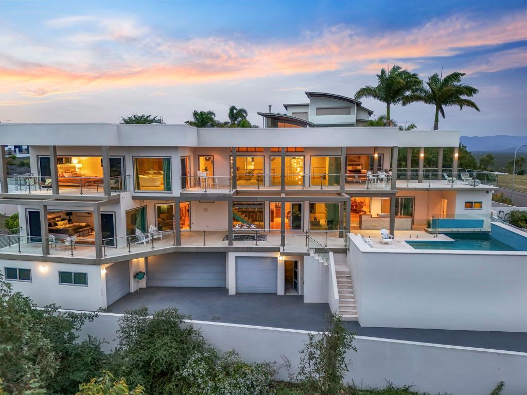 29 Britomart St, Bushland Beach, QLD 4818