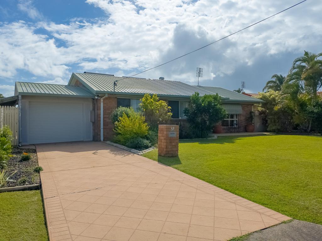 39 GALATEA ST, POINT VERNON, QLD 4655