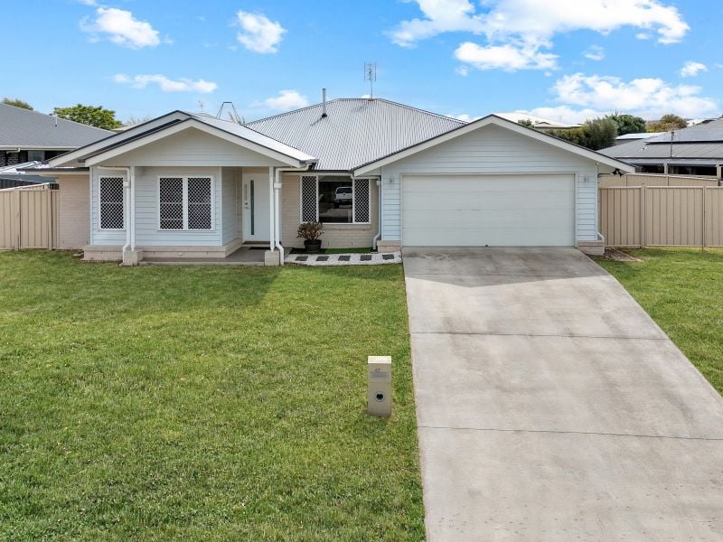 47 Banksia Dr, Kingaroy, QLD 4610