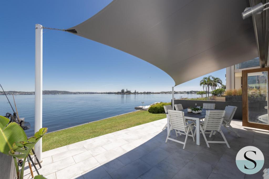 93 Marks Point Rd, Marks Point, NSW 2280