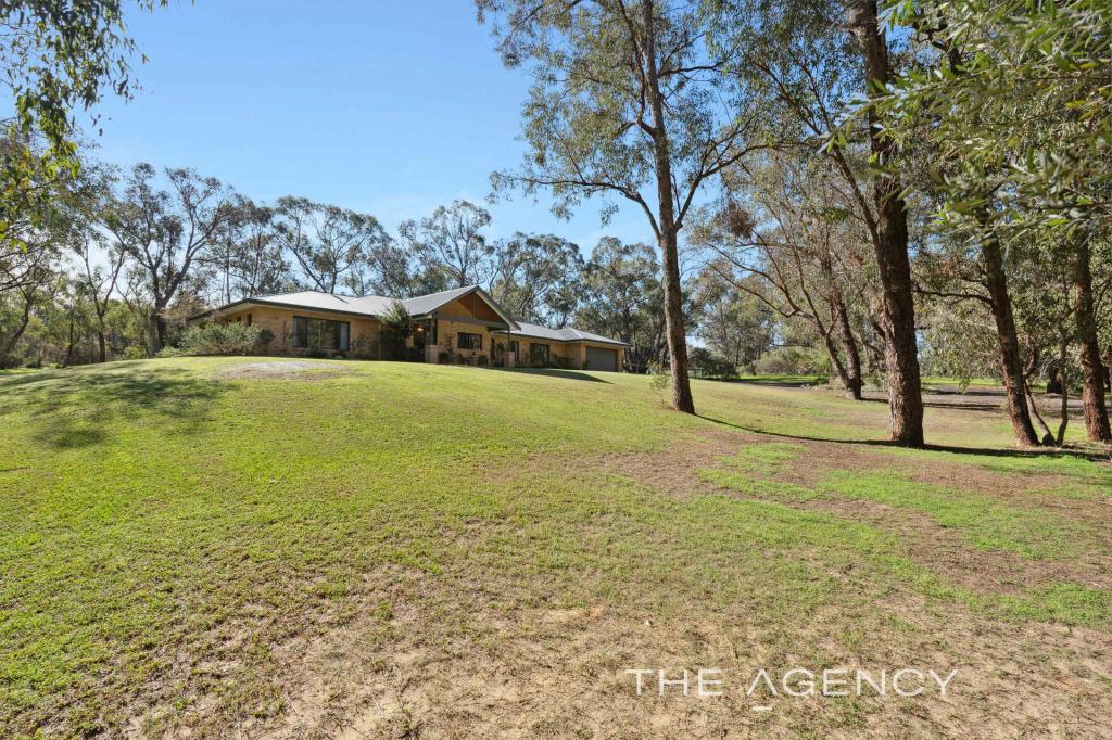 85 JADE LOOP, CARABOODA, WA 6033