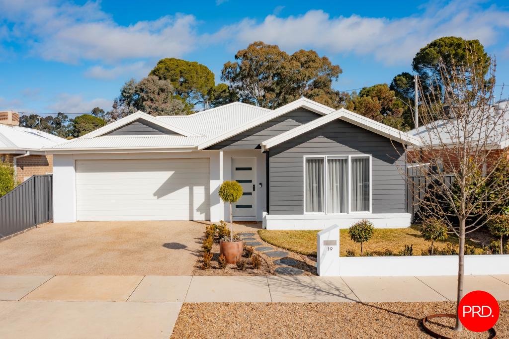 19 Tussock Dr, White Hills, VIC 3550