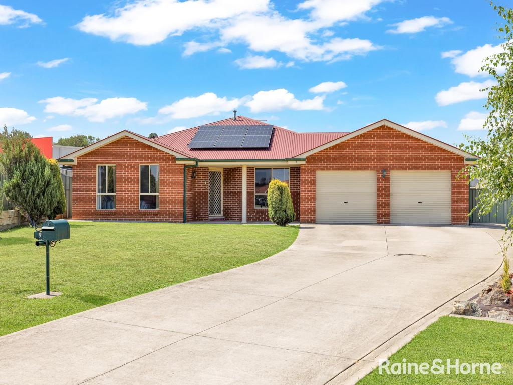 9 DIAMOND CL, KELSO, NSW 2795