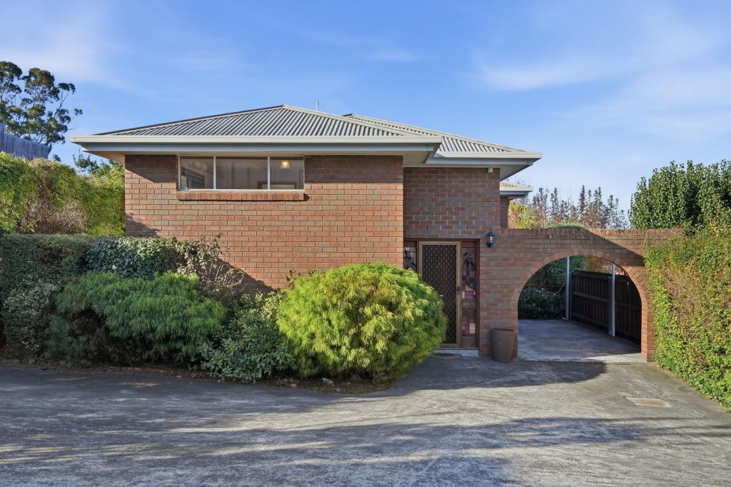 2/27 Parliament St, Sandy Bay, TAS 7005