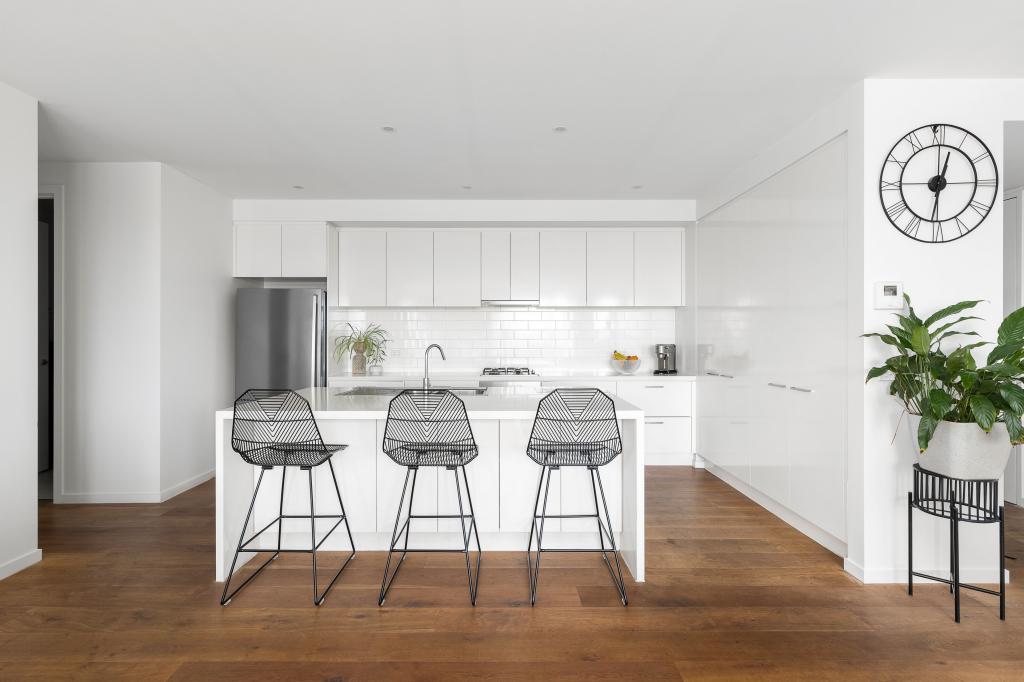 201/32 Adrian St, Chadstone, VIC 3148