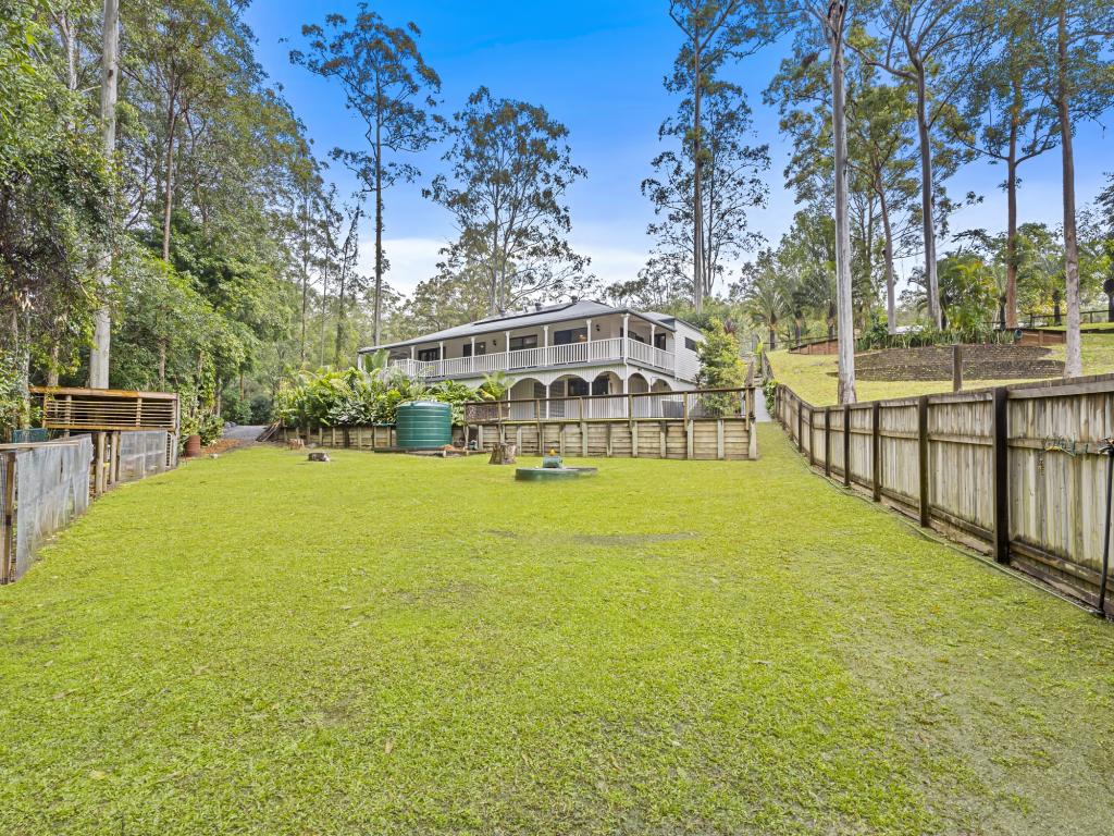 9-11 The Oval Dr, Mount Nathan, QLD 4211