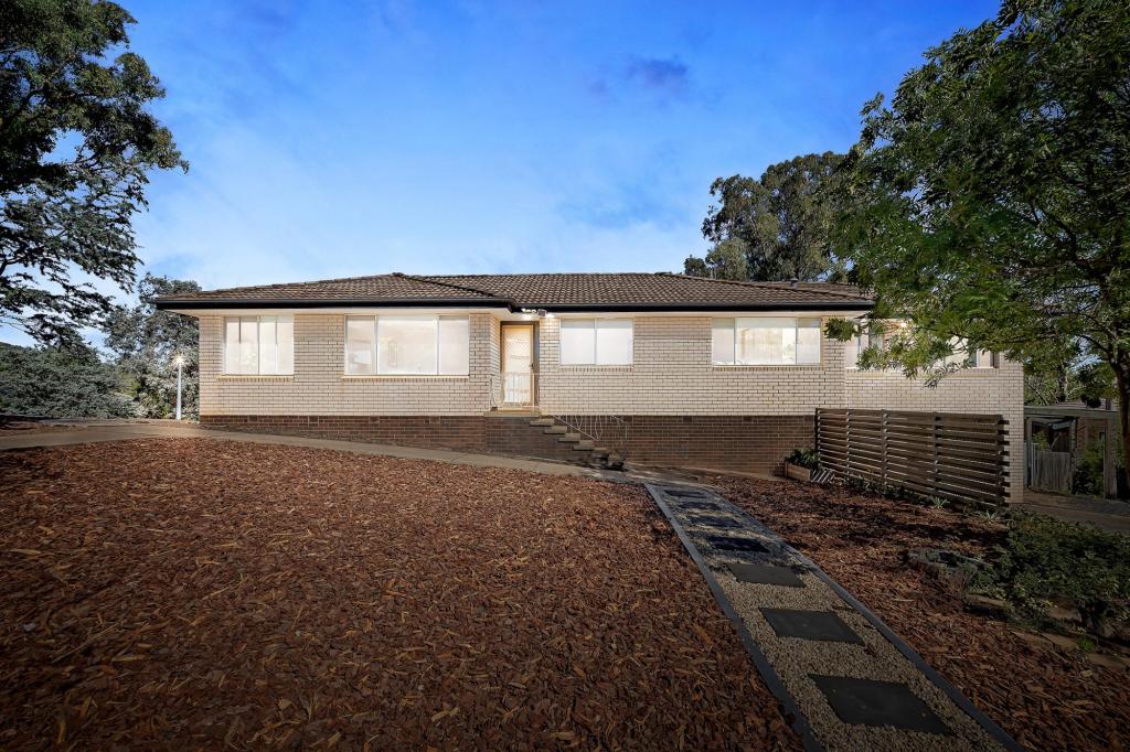 2 Coutie Pl, Macgregor, ACT 2615