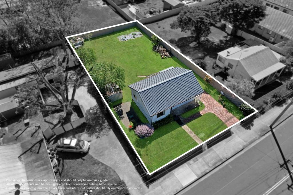 81 REMEMBRANCE DRWY, TAHMOOR, NSW 2573