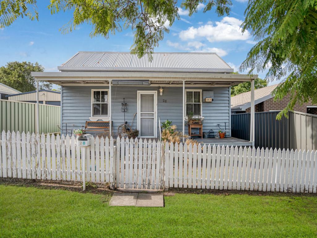 28 Harris St, Cessnock, NSW 2325