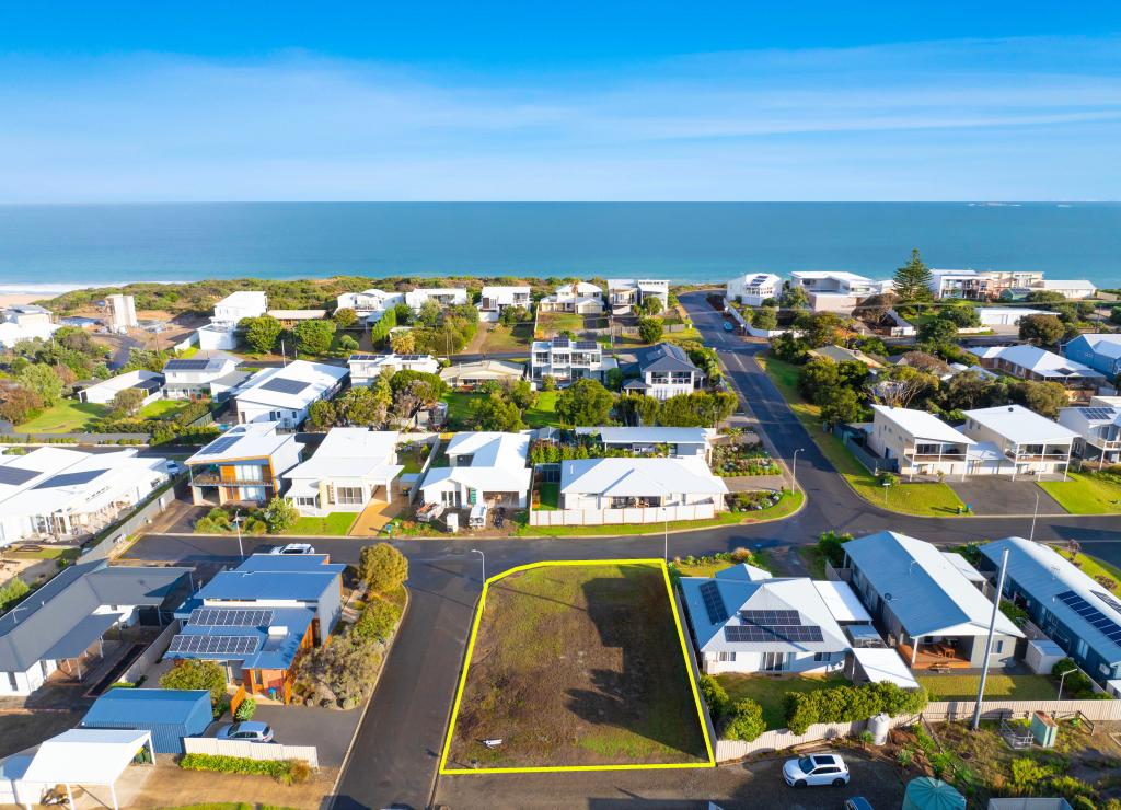 10 Albatross Ave, Chiton, SA 5211