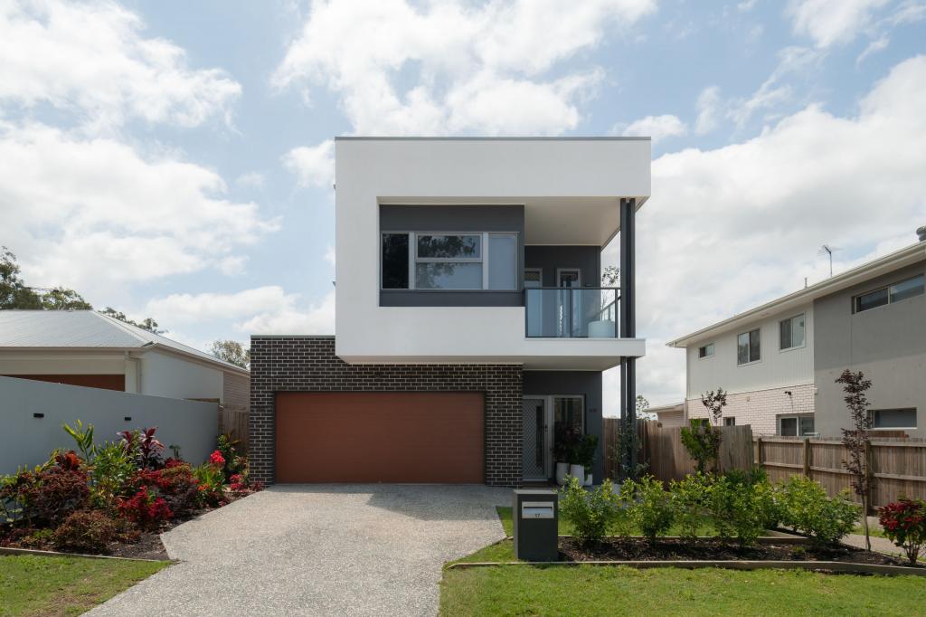 17 ROCKFIELD RD, DOOLANDELLA, QLD 4077