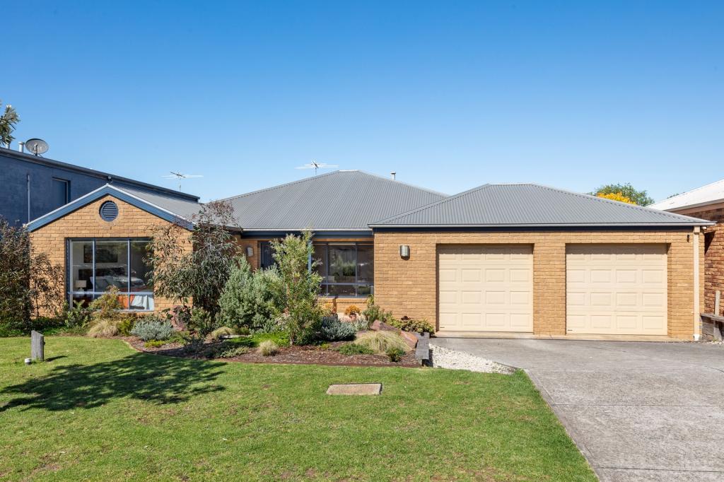 2 Fernwood Ct, Ocean Grove, VIC 3226