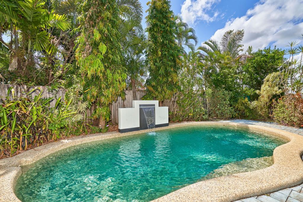 11 Josephine Cl, Yorkeys Knob, QLD 4878