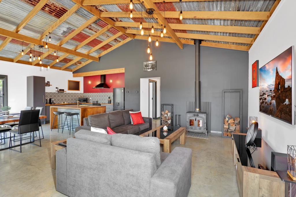 122 Pine Ave, Ulong, NSW 2450