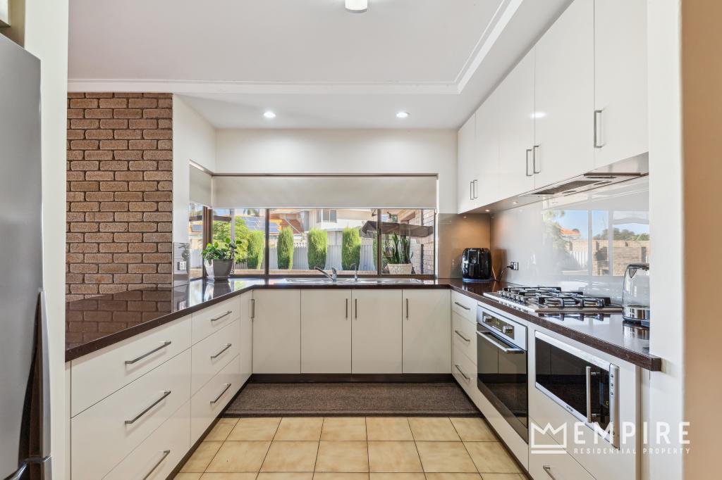14 Hopkins Way, Spearwood, WA 6163
