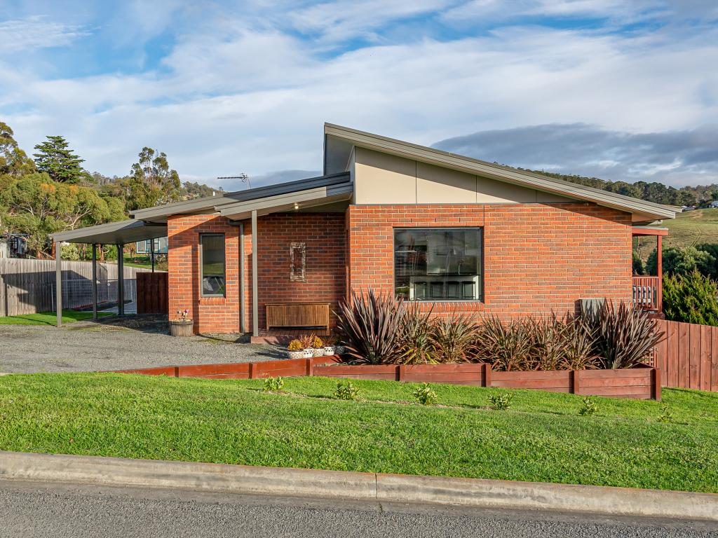 10 Christina St, Cygnet, TAS 7112