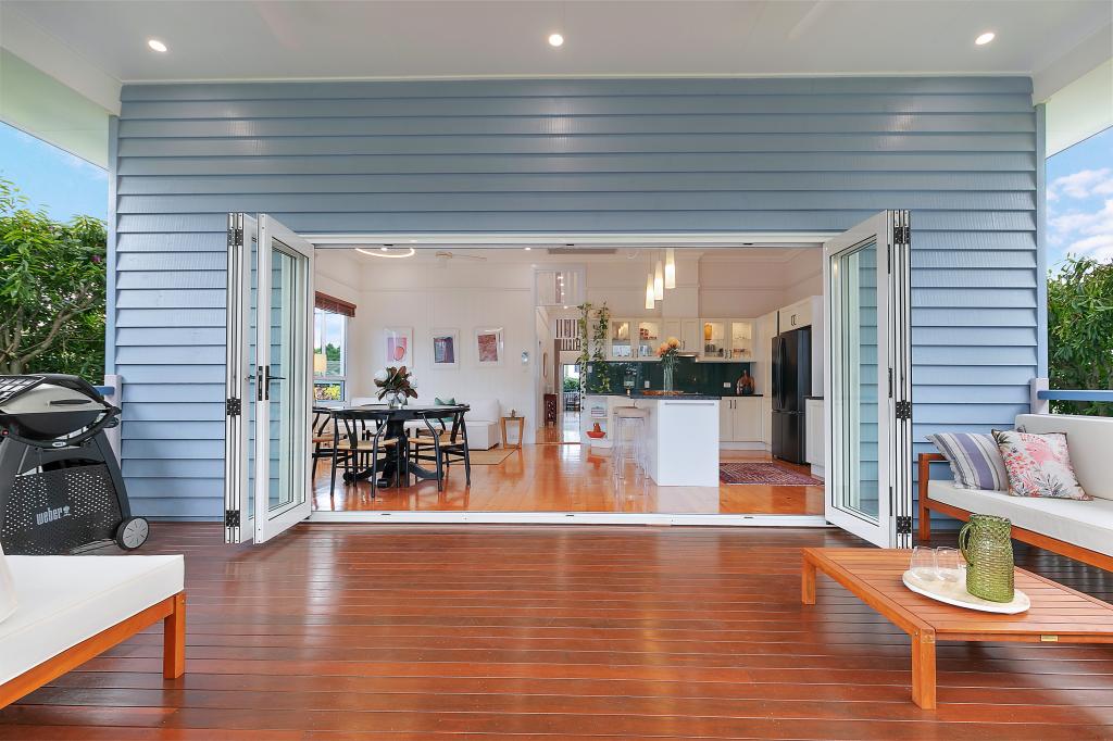 53 ADELAIDE ST, CARINA, QLD 4152