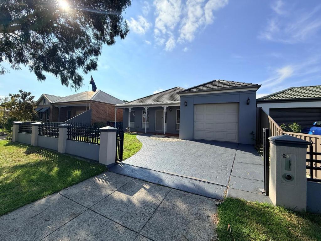 24 Astley Wynd, Lynbrook, VIC 3975