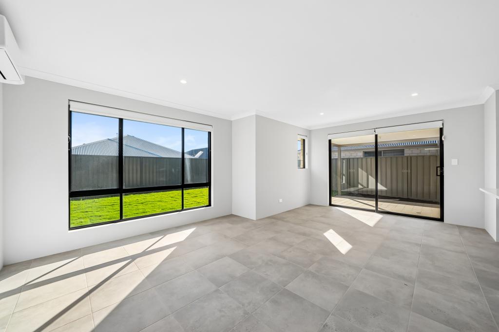 11 Caspian Ch, Byford, WA 6122