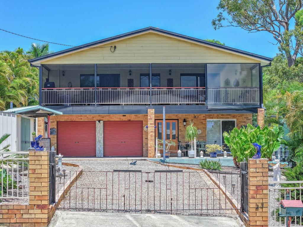 23 Schooner St, Russell Island, QLD 4184