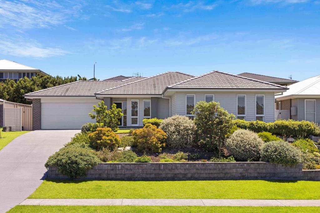 22 Homedale Rd, Kew, NSW 2439