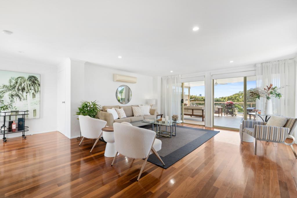 18 Marlborough Ct, Ashmore, QLD 4214