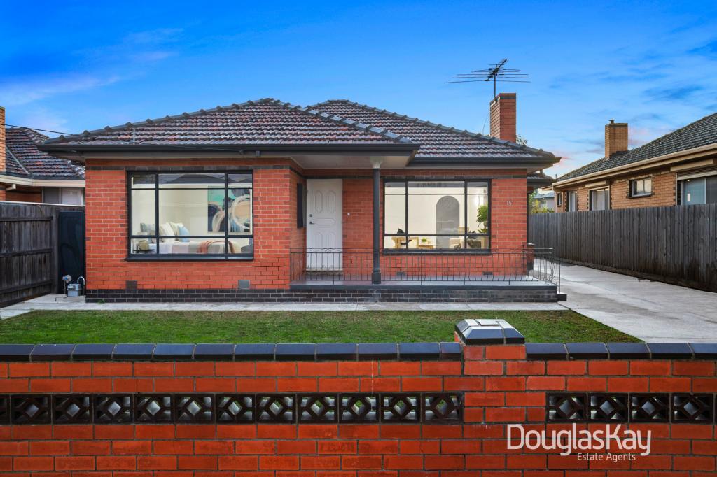 15 Daphne St, Sunshine West, VIC 3020