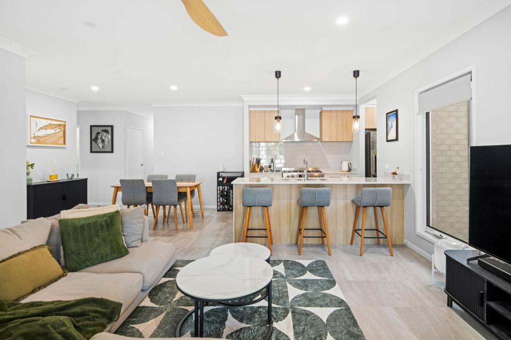 27 Lathro Way, Thornlands, QLD 4164