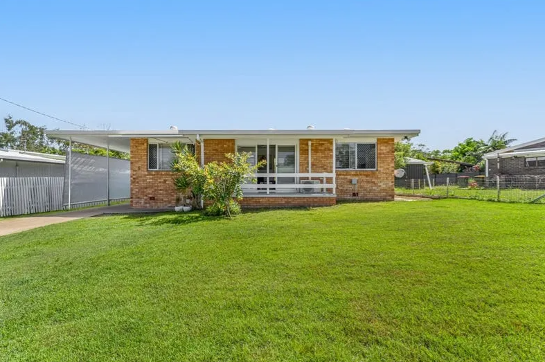 6 Urangan St, Torquay, QLD 4655
