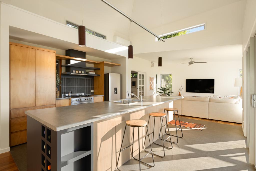 8 Booneen Burrow Rd, Currumbin Valley, QLD 4223