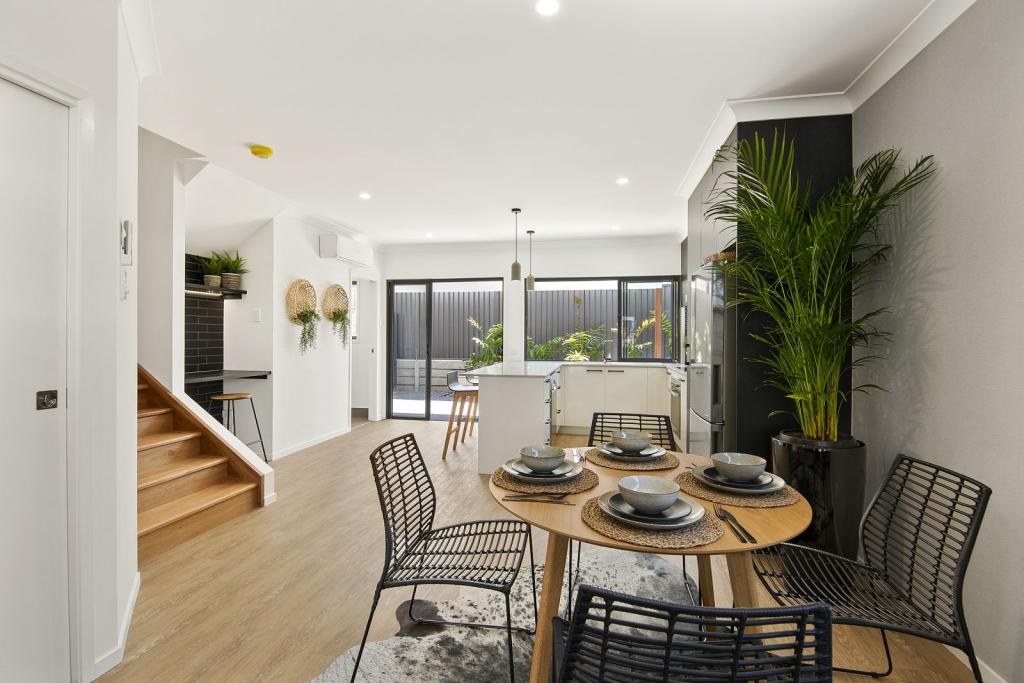 4/32-36 Hardiman St, Woody Point, QLD 4019