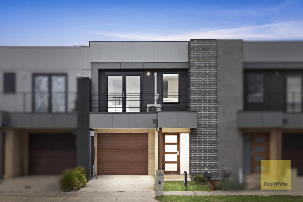 16 Gainsborough Rd, Williams Landing, VIC 3027