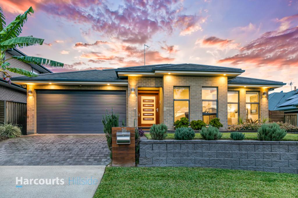 16 Eaglewood Gdns, Beaumont Hills, NSW 2155