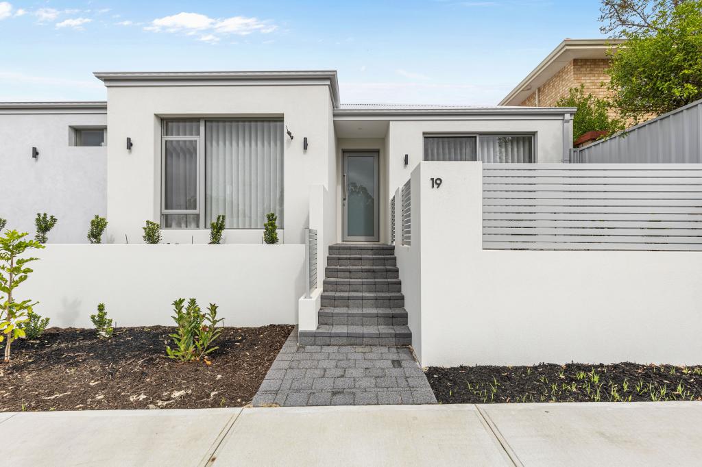 19 RUPERT ST, MAYLANDS, WA 6051