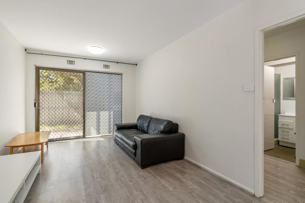 4/3 Lyall St, South Perth, WA 6151