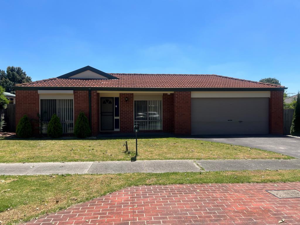 4 Butterwick Tce, Cranbourne East, VIC 3977