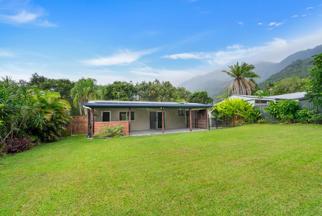 5 Fraser Cl, Kanimbla, QLD 4870