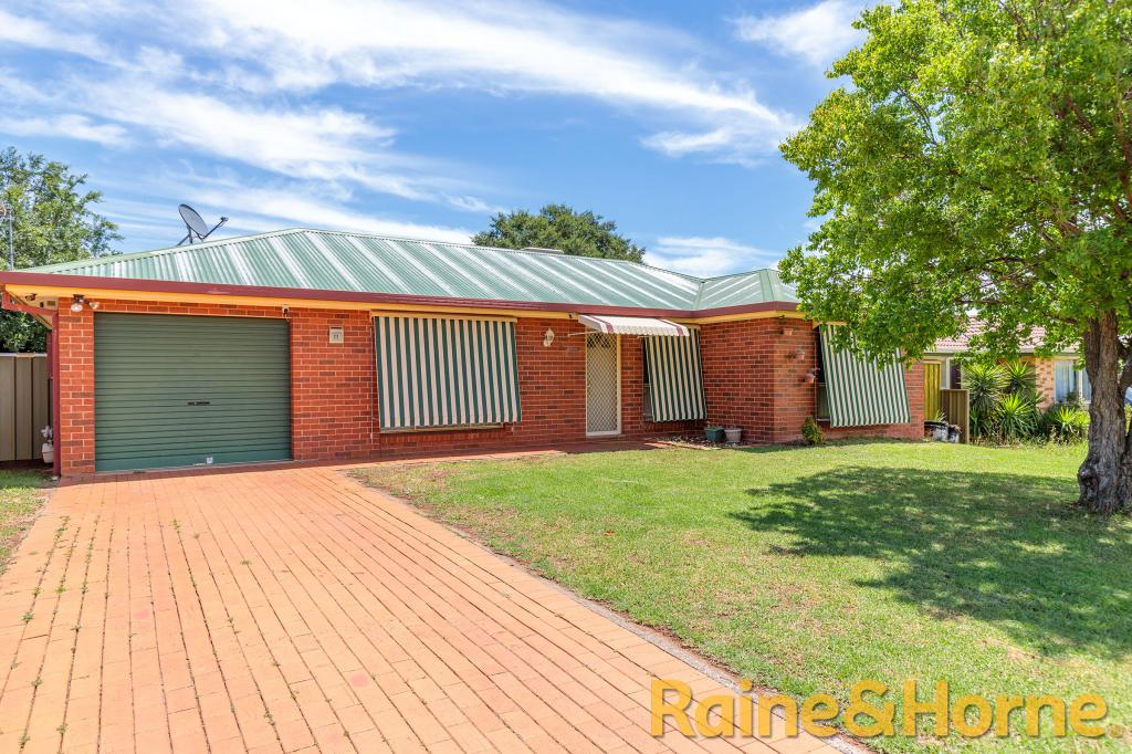 11 Websdale Dr, Dubbo, NSW 2830